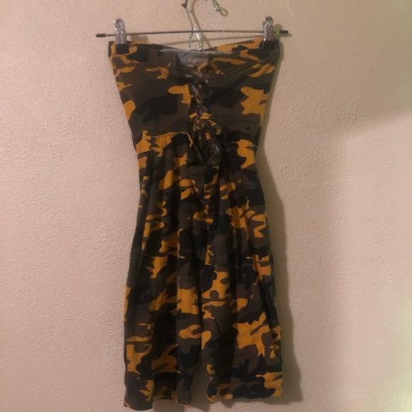 strapless camouflage biker short romper - Picture 3 of 4